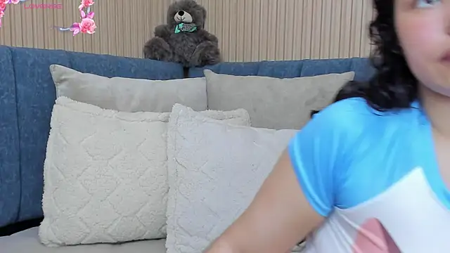 angeline teen online show from 10/04/25, 12:03