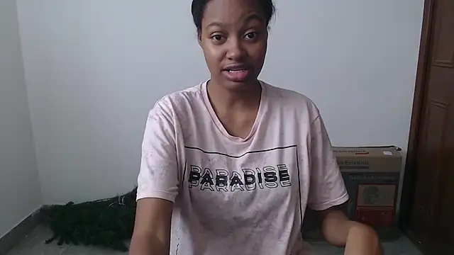 Snapshot of StormiHills chatting on 02/06/26, 04:54 StormiHills online show from 02/06/26, 04:54