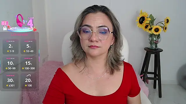 Snapshot of Ghada_milf chatting on 11/14/25, 09:46 Ghada milf online show from 11/14/25, 09:46