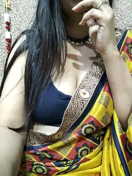 Snapshot of Aradhya-Sharma chatting on 01/10/25, 08:37 Aradhya-Sharma online show from 01/10/25, 08:37