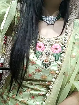 Snapshot of Aradhya-Sharma chatting on 02/16/25, 04:20 Aradhya-Sharma online show from 02/16/25, 04:20