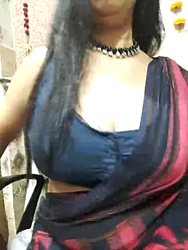 Snapshot of Aradhya-Sharma chatting on 03/01/25, 11:26 Aradhya-Sharma online show from 03/01/25, 11:26