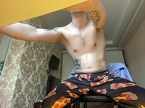 Snapshot of Mike_severi2 chatting on 04/01/26, 12:39 Mike severi2 online show from 04/01/26, 12:39