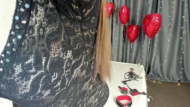 Miley Brown  online show from 02/03/25, 04:35