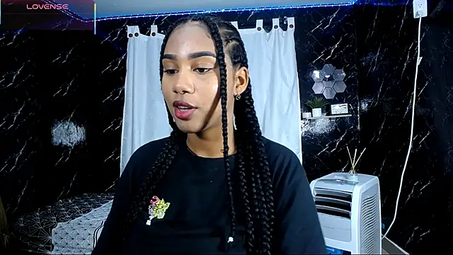 Hillary queen online show from 10/12/25, 12:59