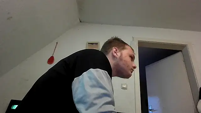 Snapshot of Nicolasjlhkjzl chatting on 07/21/26, 04:20 Nicolasjlhkjzl online show from 07/21/26, 04:20