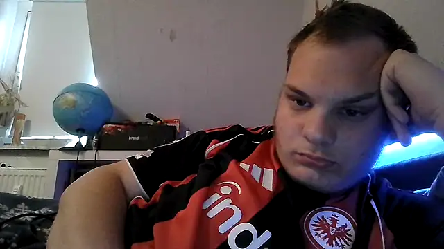 Snapshot of Nicolasjlhkjzl chatting on 07/27/26, 11:28 Nicolasjlhkjzl online show from 07/27/26, 11:28