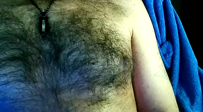 Snapshot of titanzitte chatting on 02/01/25, 12:40 titanzitte online show from 02/01/25, 12:40