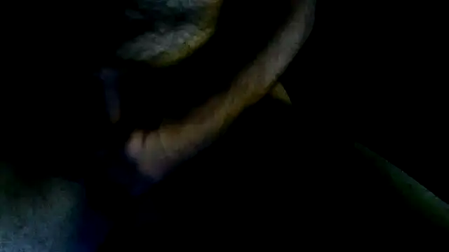 Snapshot of titanzitte chatting on 09/20/25, 12:22 titanzitte online show from 09/20/25, 12:22