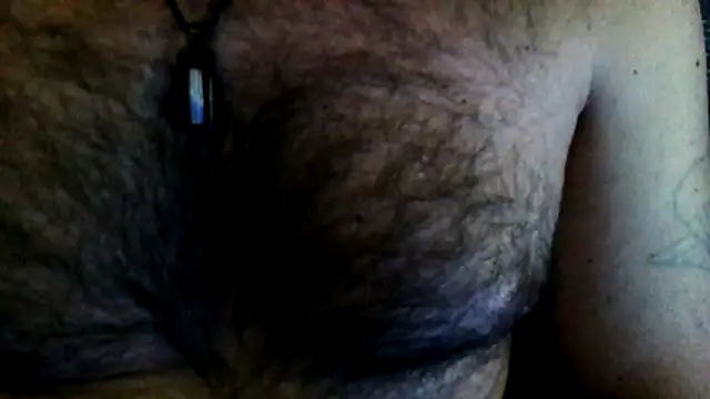 Snapshot of titanzitte chatting on 04/15/26, 11:38 titanzitte online show from 04/15/26, 11:38