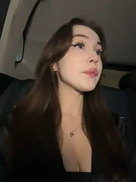 Snapshot of Peachy_Dream chatting on 12/21/24, 09:58 Peachy Dream online show from 12/21/24, 09:58