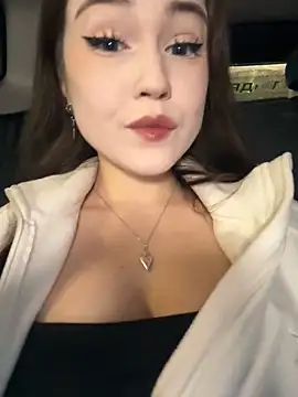 Snapshot of Peachy_Dream chatting on 01/18/25, 09:24 Peachy Dream online show from 01/18/25, 09:24