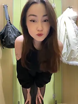 Snapshot of Peachy_Dream chatting on 02/12/25, 05:37 Peachy Dream online show from 02/12/25, 05:37