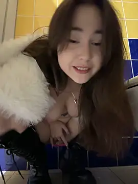 Snapshot of Peachy_Dream chatting on 02/12/25, 08:40 Peachy Dream online show from 02/12/25, 08:40