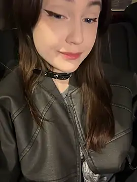 Snapshot of Peachy_Dream chatting on 02/25/25, 08:51 Peachy Dream online show from 02/25/25, 08:51