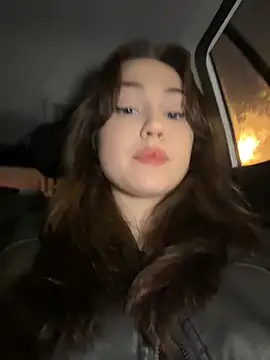 Snapshot of Peachy_Dream chatting on 03/13/25, 09:16 Peachy Dream online show from 03/13/25, 09:16