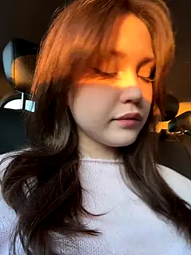 Snapshot of Peachy_Dream chatting on 09/09/25, 04:06 Peachy Dream online show from 09/09/25, 04:06