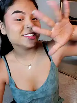 Cleo hills online show from 01/24/25, 01:36