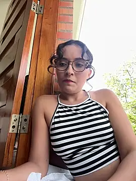 Snapshot of Penelope-Hot chatting on 06/26/26, 08:35 Penelope-Hot online show from 06/26/26, 08:35