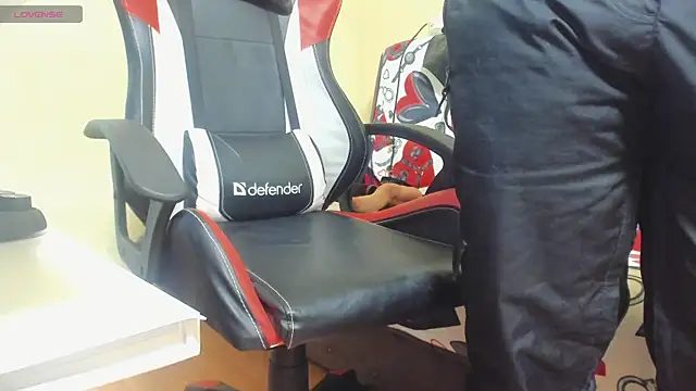 Snapshot of Queen_Sport chatting on 02/20/25, 05:12 Queen Sport online show from 02/20/25, 05:12