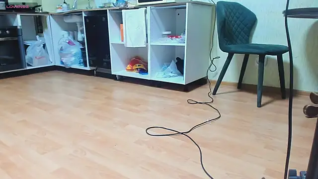 Snapshot of Queen_Sport chatting on 02/22/25, 02:41 Queen Sport online show from 02/22/25, 02:41