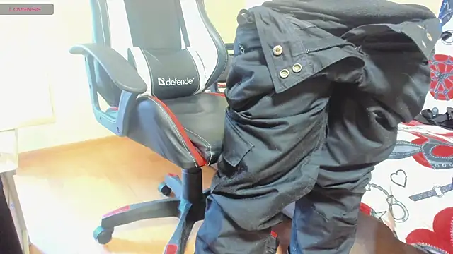 Snapshot of Queen_Sport chatting on 03/11/25, 07:48 Queen Sport online show from 03/11/25, 07:48