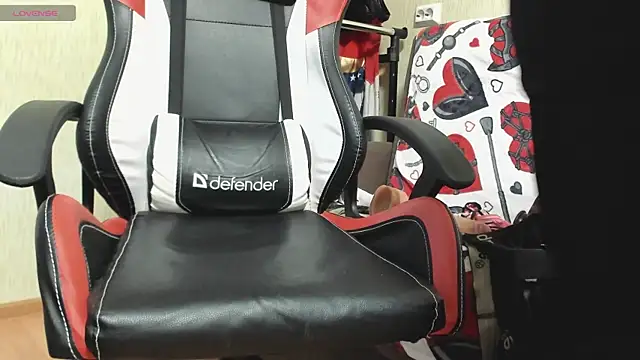 Snapshot of Queen_Sport chatting on 03/18/25, 05:52 Queen Sport online show from 03/18/25, 05:52