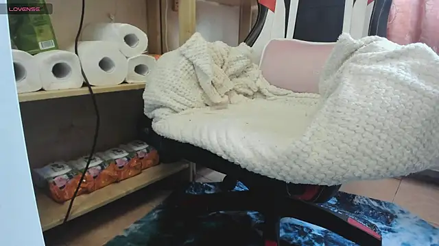 Snapshot of Queen_Sport chatting on 09/21/25, 09:00 Queen Sport online show from 09/21/25, 09:00