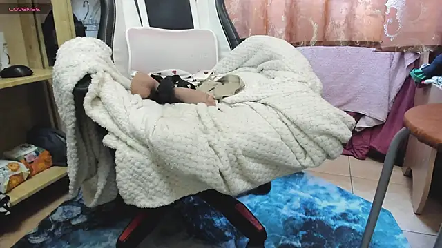 Snapshot of Queen_Sport chatting on 11/01/25, 09:44 Queen Sport online show from 11/01/25, 09:44