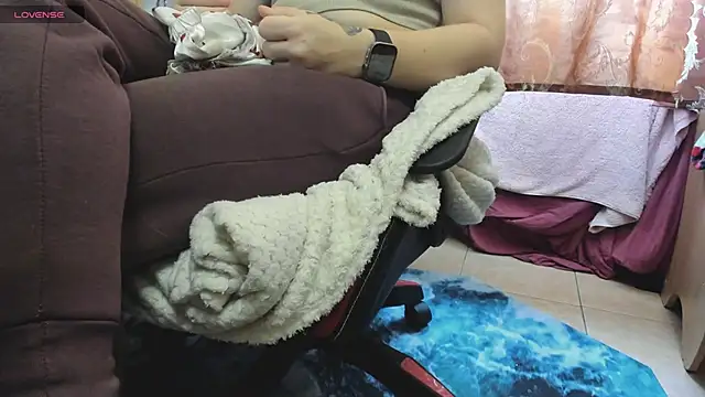 Snapshot of Queen_Sport chatting on 11/02/25, 07:55 Queen Sport online show from 11/02/25, 07:55