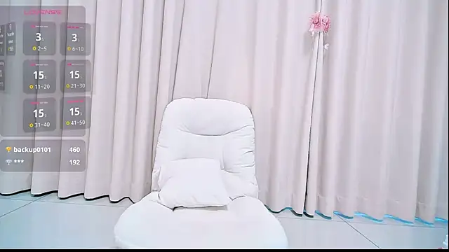 Snapshot of Aster_Hoa chatting on 09/27/25, 03:33 Aster Hoa online show from 09/27/25, 03:33