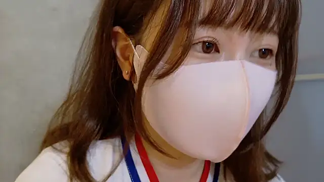 Snapshot of tsukuyomityan1 chatting on 09/18/25, 06:48 tsukuyomityan1 online show from 09/18/25, 06:48