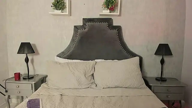 ailynBlaze online show from 02/04/25, 09:20