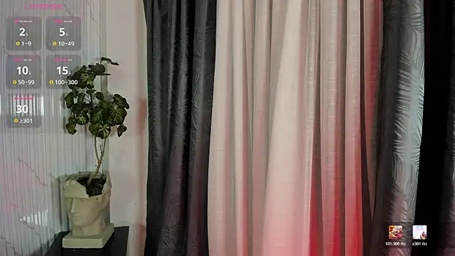 Snapshot of ailynBlaze chatting on 04/10/26, 07:02 ailynBlaze online show from 04/10/26, 07:02