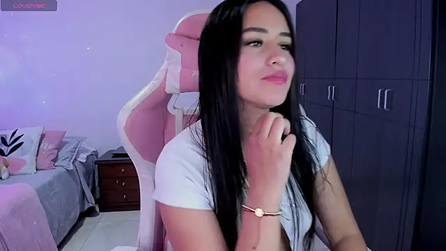 Tinylottie online show from 10/31/25, 11:55