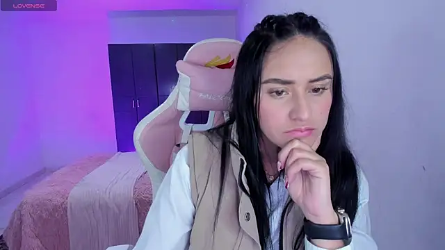 Tinylottie online show from 04/13/26, 11:54