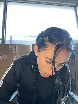 Tinylottie online show from 04/15/26, 01:40