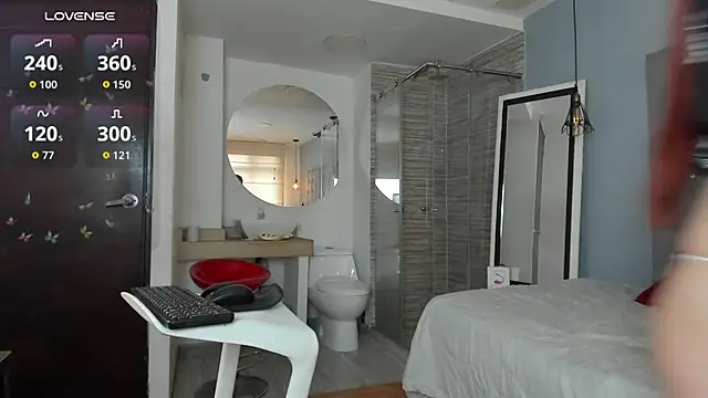 Brenda Storm online show from 12/17/25, 07:53