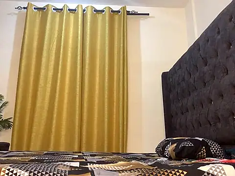 Sugarr   online show from 03/18/25, 07:42