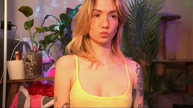 Snapshot of Arianna_Richi chatting on 03/11/26, 06:19 Arianna Richi online show from 03/11/26, 06:19