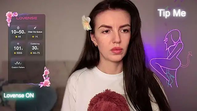 Snapshot of Wonder_Power chatting on 02/08/25, 12:49 Wonder Power online show from 02/08/25, 12:49