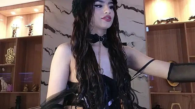 Sophia Cambpell online show from 11/29/25, 09:51