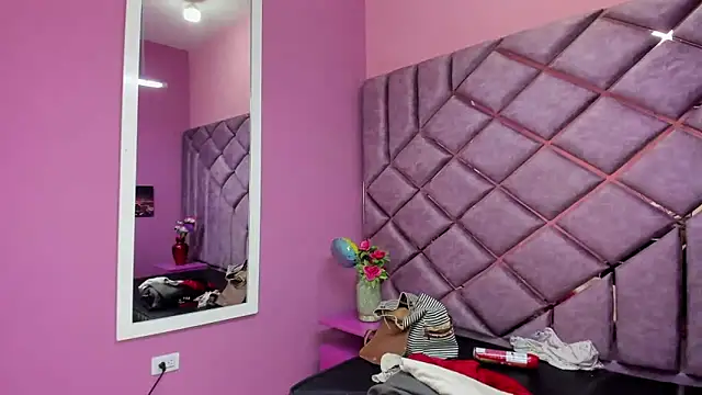 Sarah Hornny online show from 03/07/25, 06:57