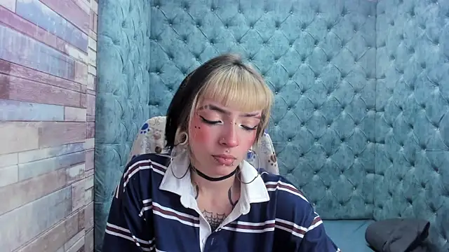 Samantha Smiith online show from 11/26/25, 04:13