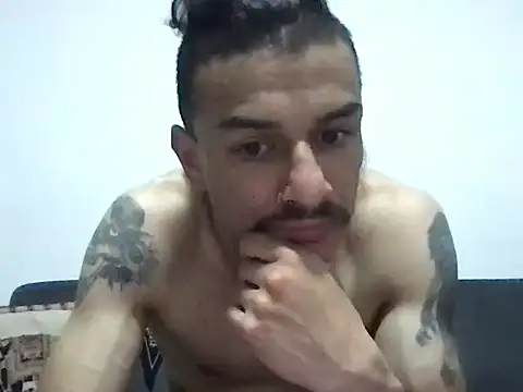 Snapshot of HorrorotikA chatting on 05/25/26, 11:22 HorrorotikA online show from 05/25/26, 11:22