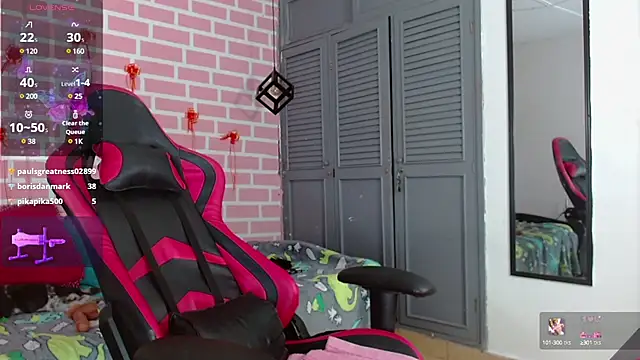 Snapshot of analus-01 chatting on 02/22/25, 09:34 analus-01 online show from 02/22/25, 09:34