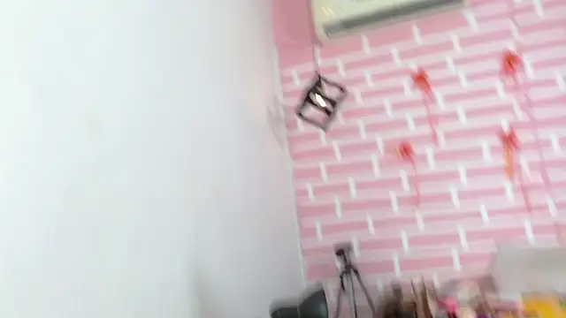 Snapshot of analus-01 chatting on 03/14/25, 06:53 analus-01 online show from 03/14/25, 06:53