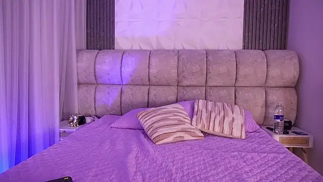 Godess Scarlett77 online show from 05/08/26, 03:23