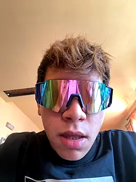 calleaaaa online show from 11/10/25, 10:03