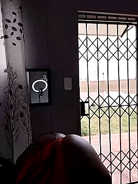 MelStar18xxx online show from 02/15/26, 07:51